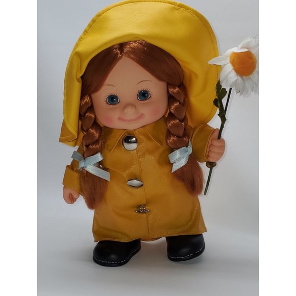 NWB VINTAGE 1991 BRINN'S UNDERCOVER KIDS APRIL W/RAIN GEAR AND FLOWER 759 - Picture 6 of 10